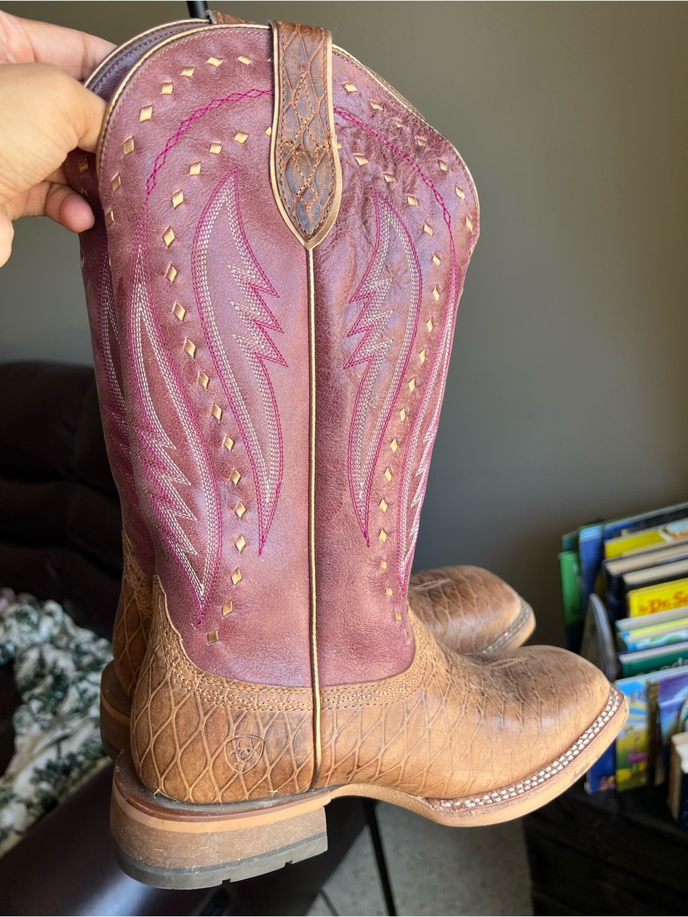 Ariat boots size 8.5